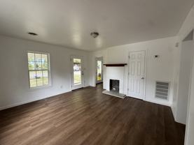 512 N Hill St #NA - Photo 1 of 1