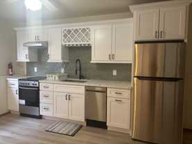 511 Queen Ave Ne #NA - Photo 1 of 1