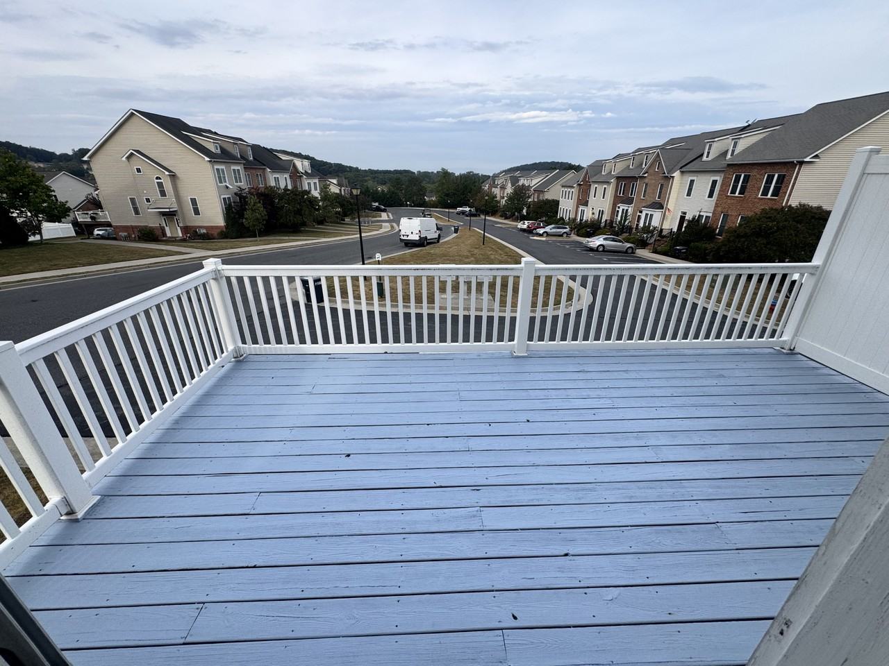 2195 Deyerle Ave #2195 - Photo 4 of 22