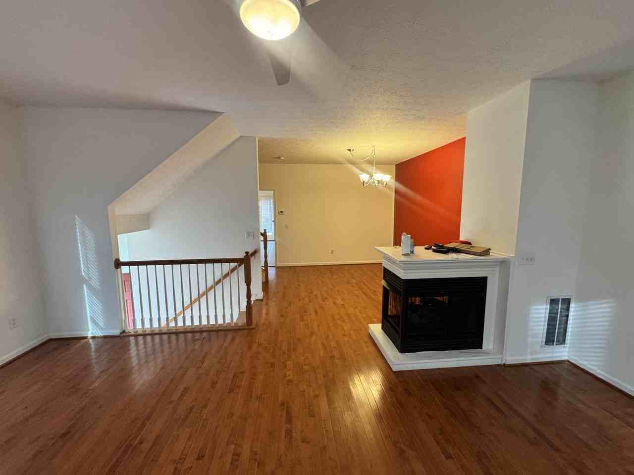 2195 Deyerle Ave #2195 - Photo 7 of 22