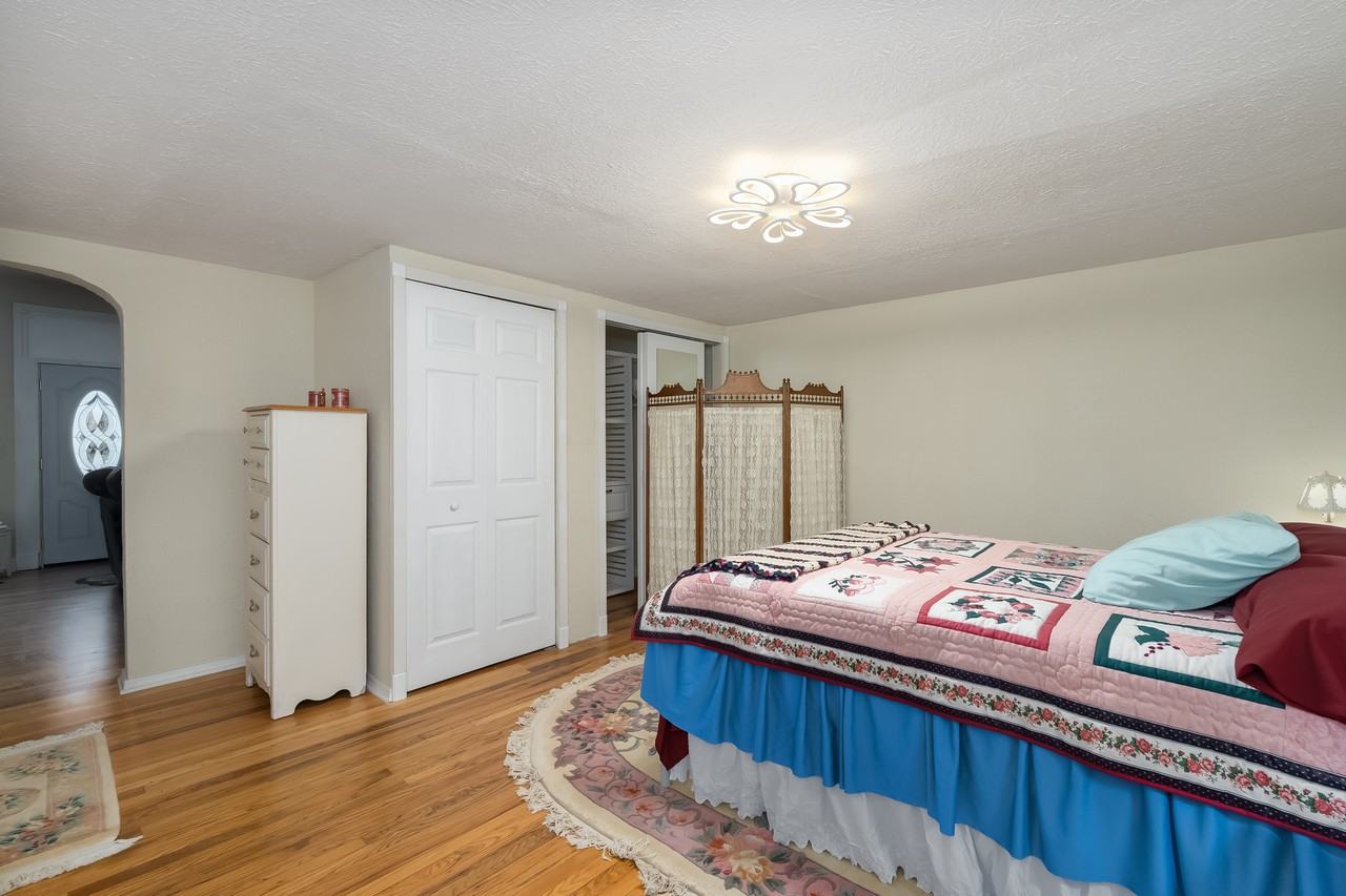 411 West Ninth Street #NA - Photo 2 of 17