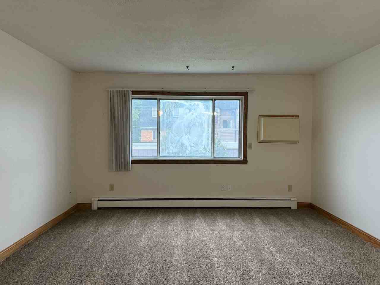 Crestwood Apartments - Photo 6 of 49