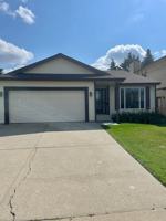 featured image of 10423 40 Ave Nw