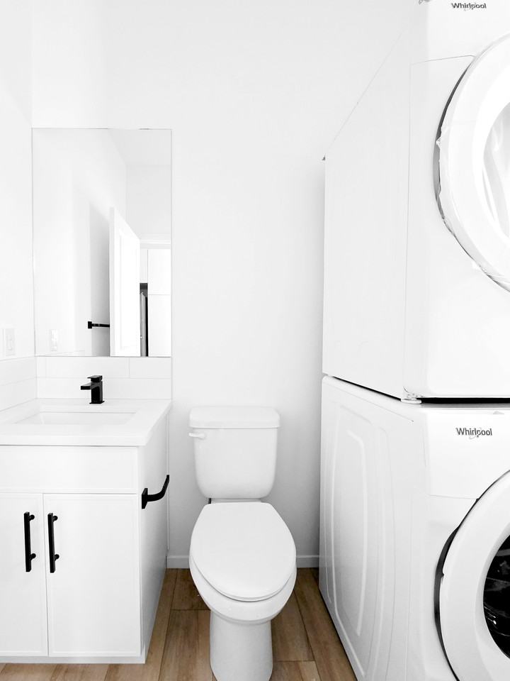 11642 90 St Nw - Photo 7 of 19