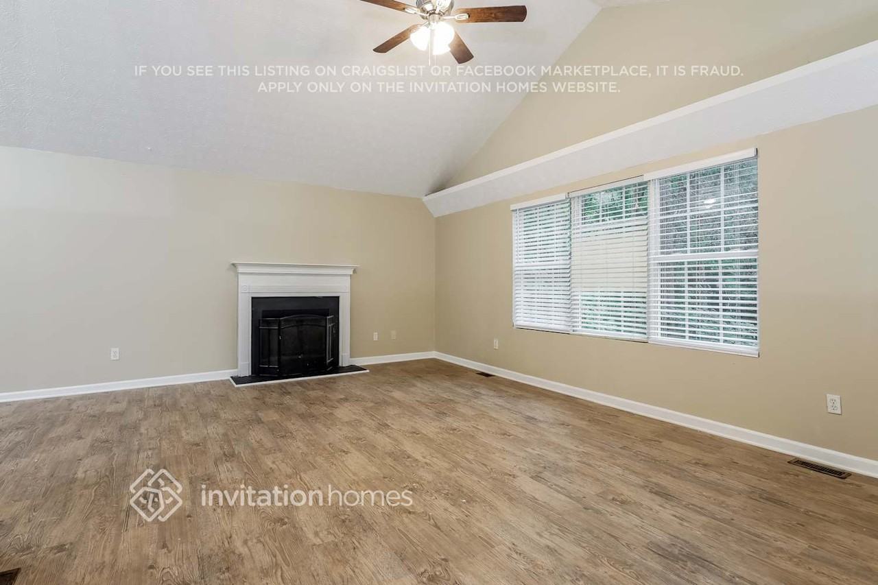 309 Cedar Lane - Photo 4 of 18