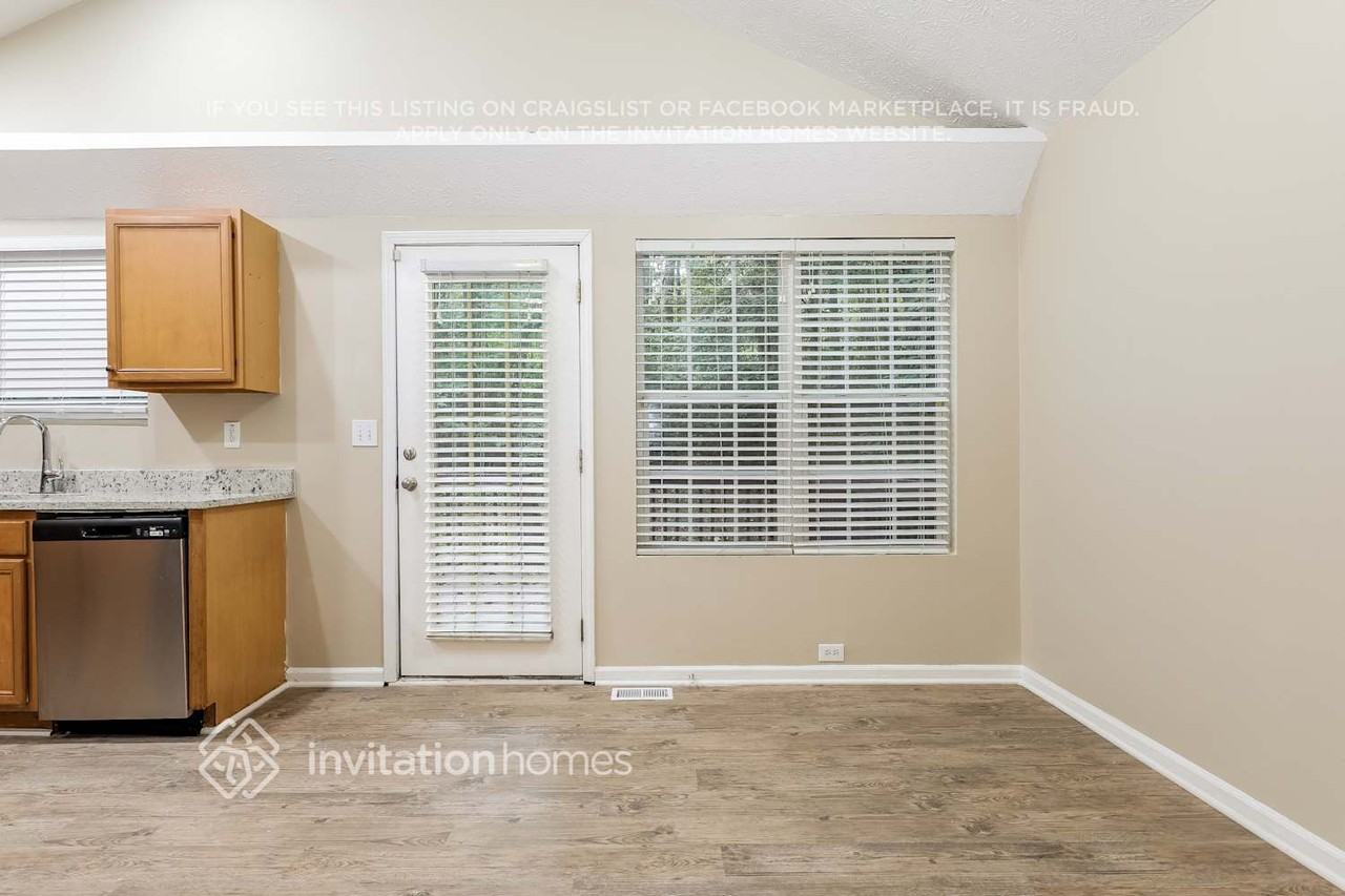 309 Cedar Lane - Photo 6 of 18