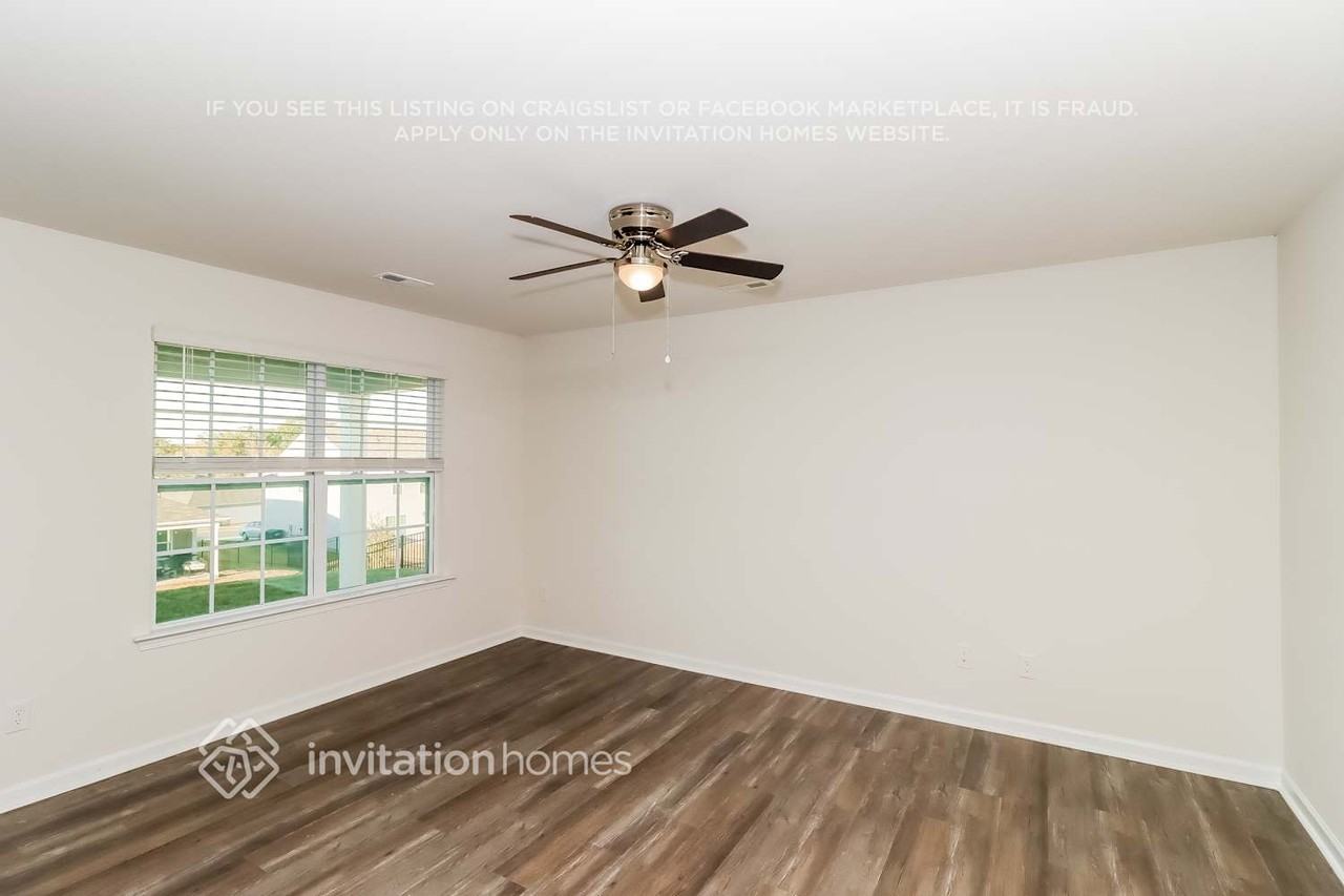 142 Cherella Ln - Photo 3 of 12