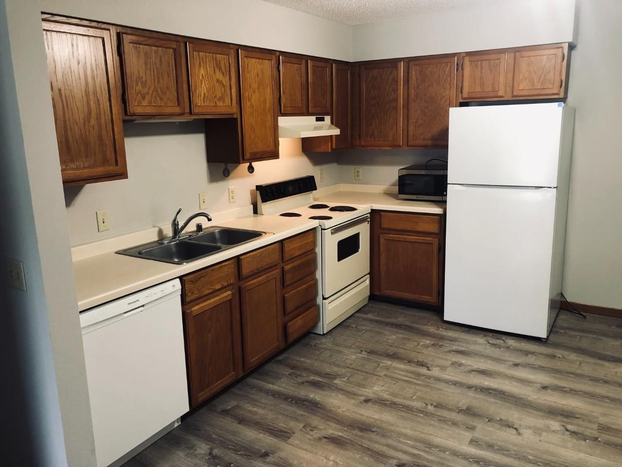 469 Gibbs St, Prescott WI 54021 - Photo 5 of 10