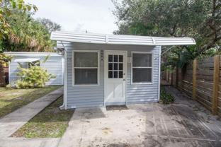 808 N Palmway - Photo 1 of 1