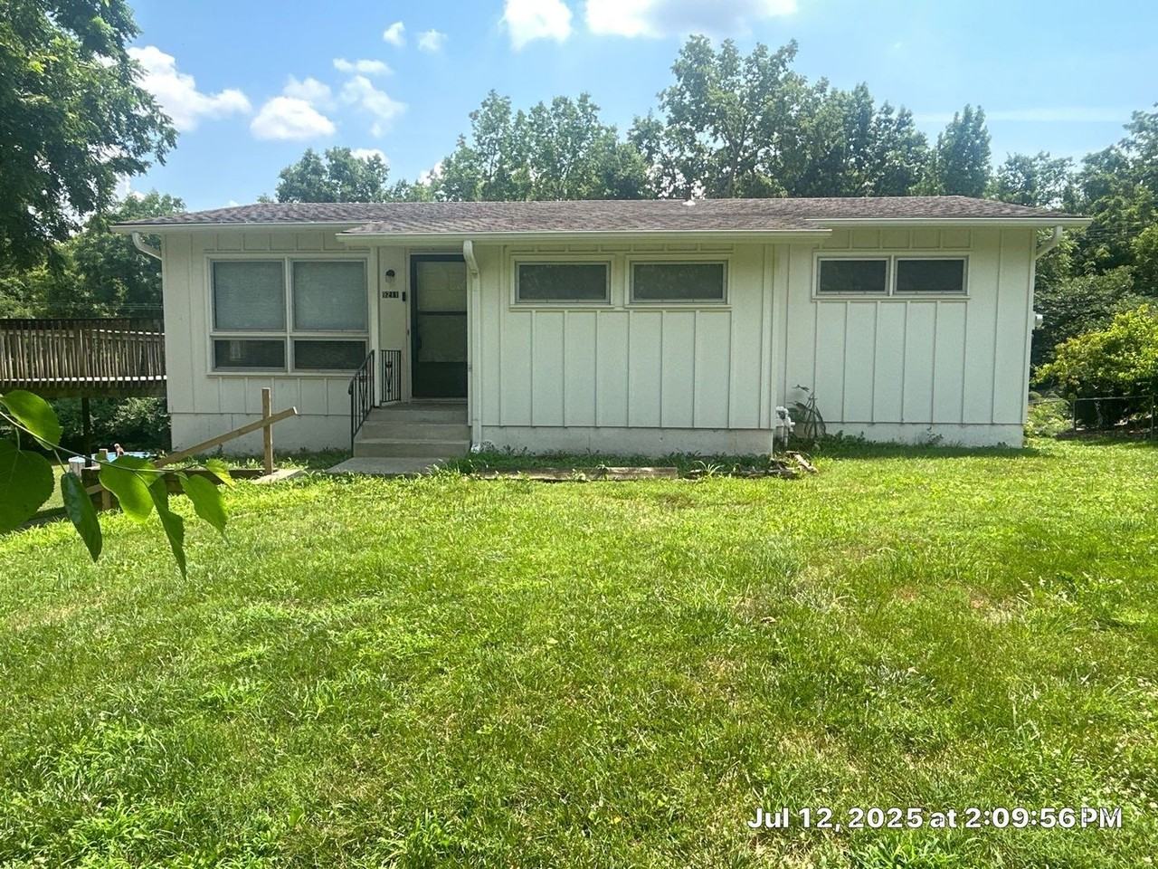 9211 East 50th Terrace