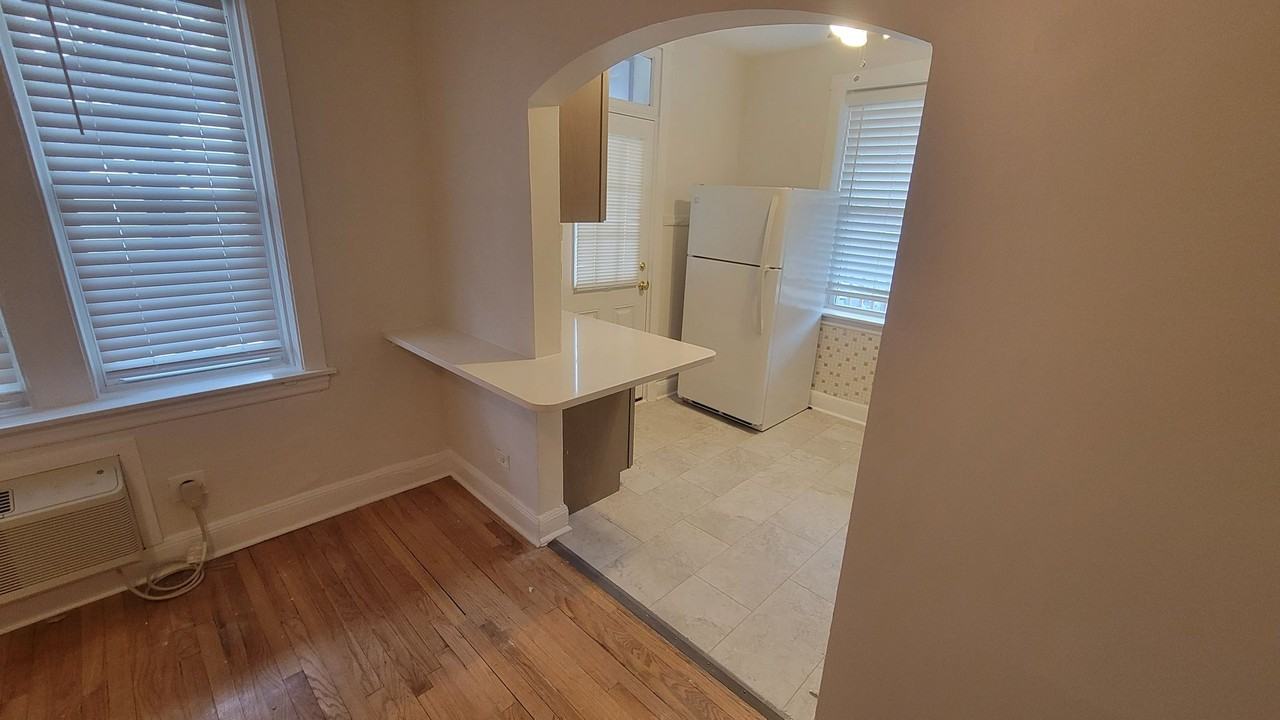 503 Duane, Glen Ellyn - Photo 3 of 5