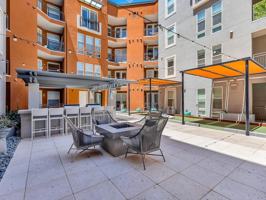 featured image of 901 Fremont St