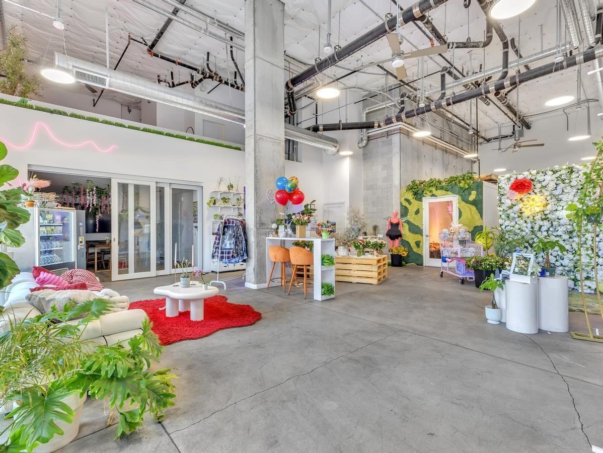 901 Fremont St - Photo 6 of 42