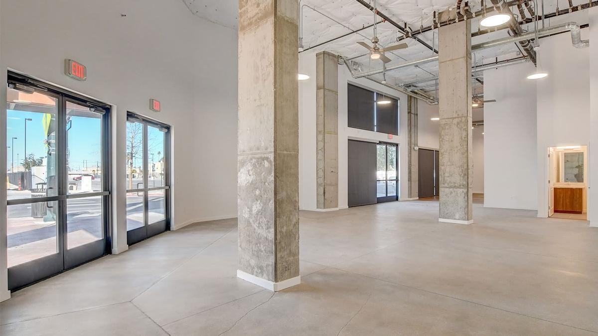 901 Fremont St - Photo 6 of 42