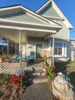 featured image of 619 Ash St