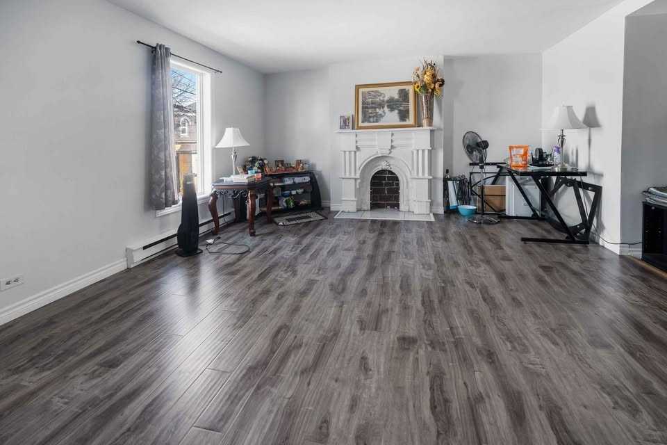 23 Freshwater Rd #1 - Photo 3 of 11