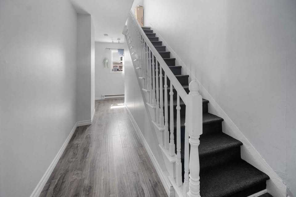 23 Freshwater Rd #1 - Photo 5 of 11