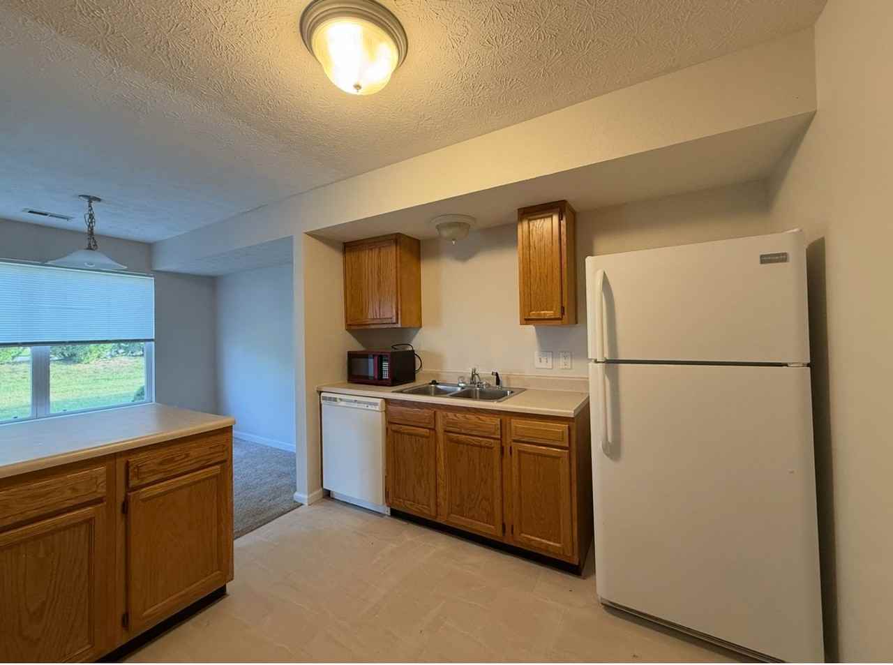 3436 Edison Dr - Photo 7 of 20