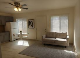 featured image of 914 E Cruces St