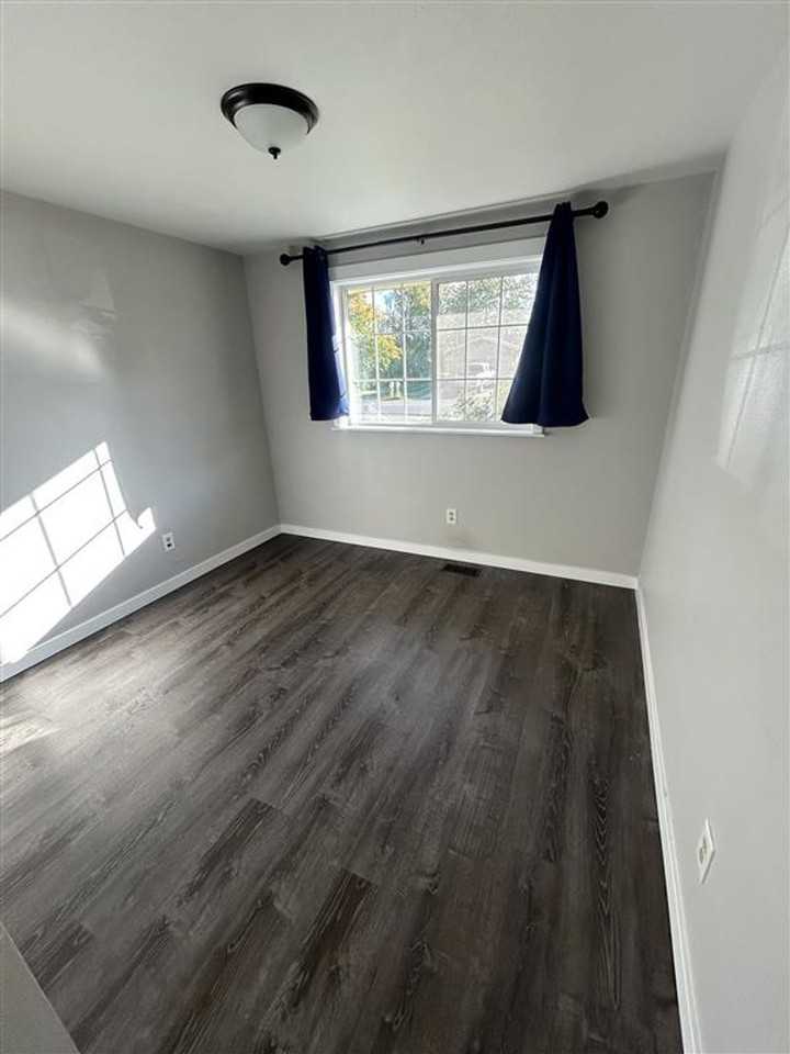 206 Blair Dr - Photo 7 of 18