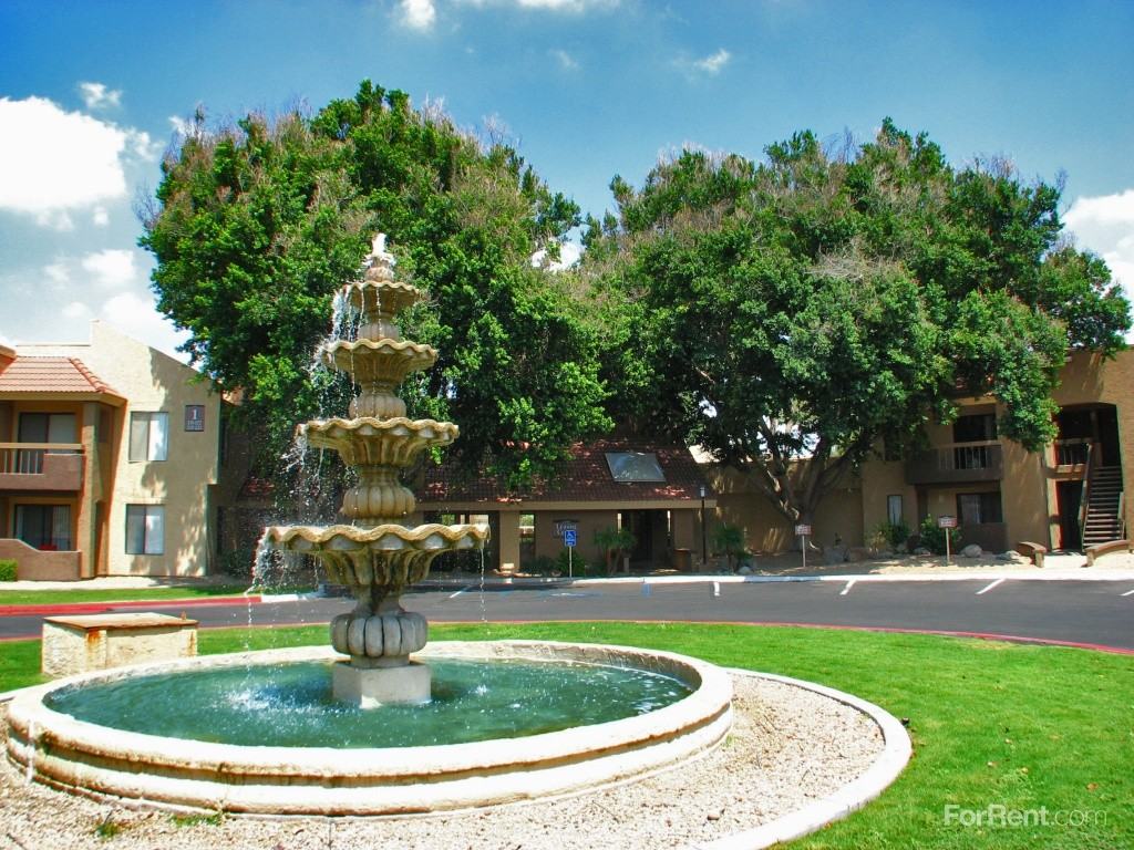 Arroyo Villas 4748 W Sierra Vista Dr, Glendale, AZ 85301 Apartment