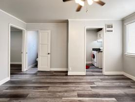 LB1335 - Photo 1 of 1