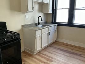 2613 W Capitol Dr - Photo 1 of 1