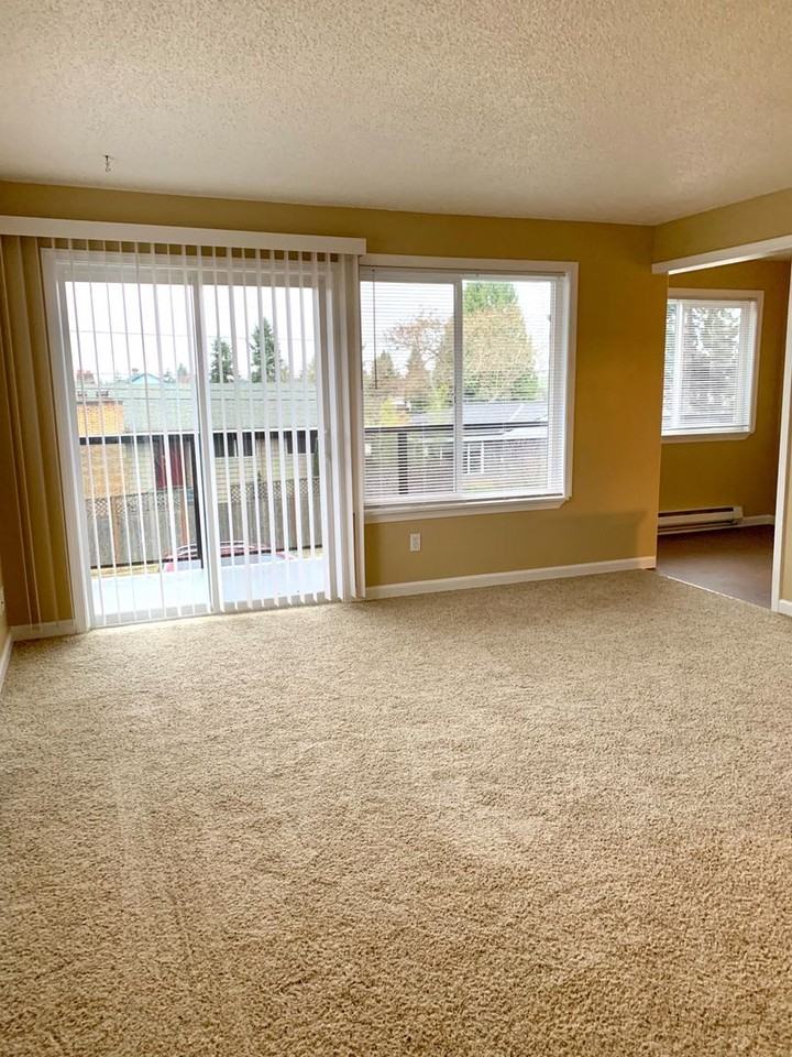 7919 35th Ave SW - Photo 5 of 13