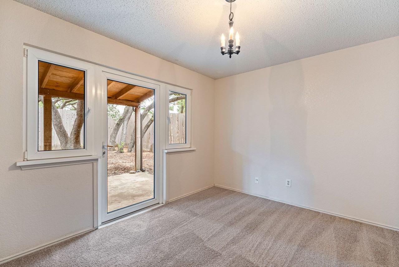 1603 Garnaas Dr - Photo 5 of 19