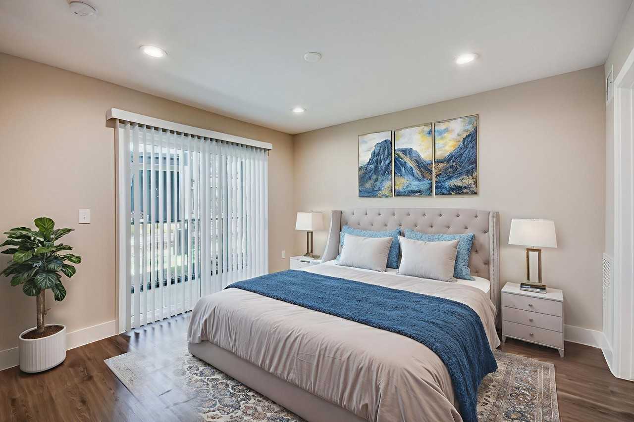 935 La Posada Drive #142 - Photo 3 of 28