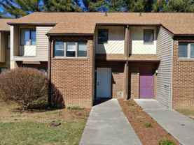 331 Shenandoah Cir - Photo 1 of 1