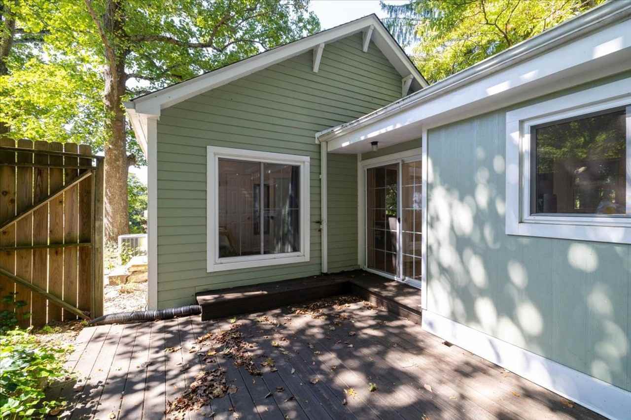 110 Orchard View Ln - Photo 2 of 23