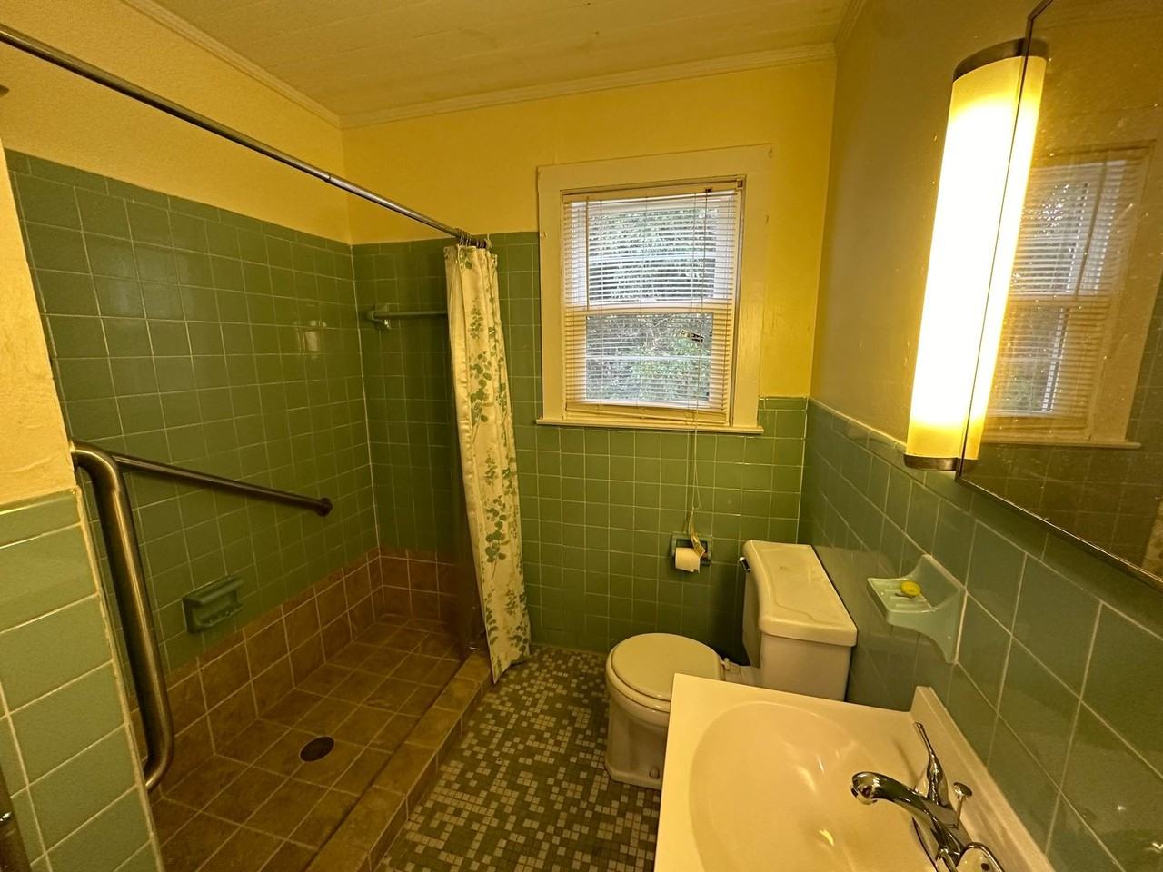 842 US Route 158 - Photo 6 of 11