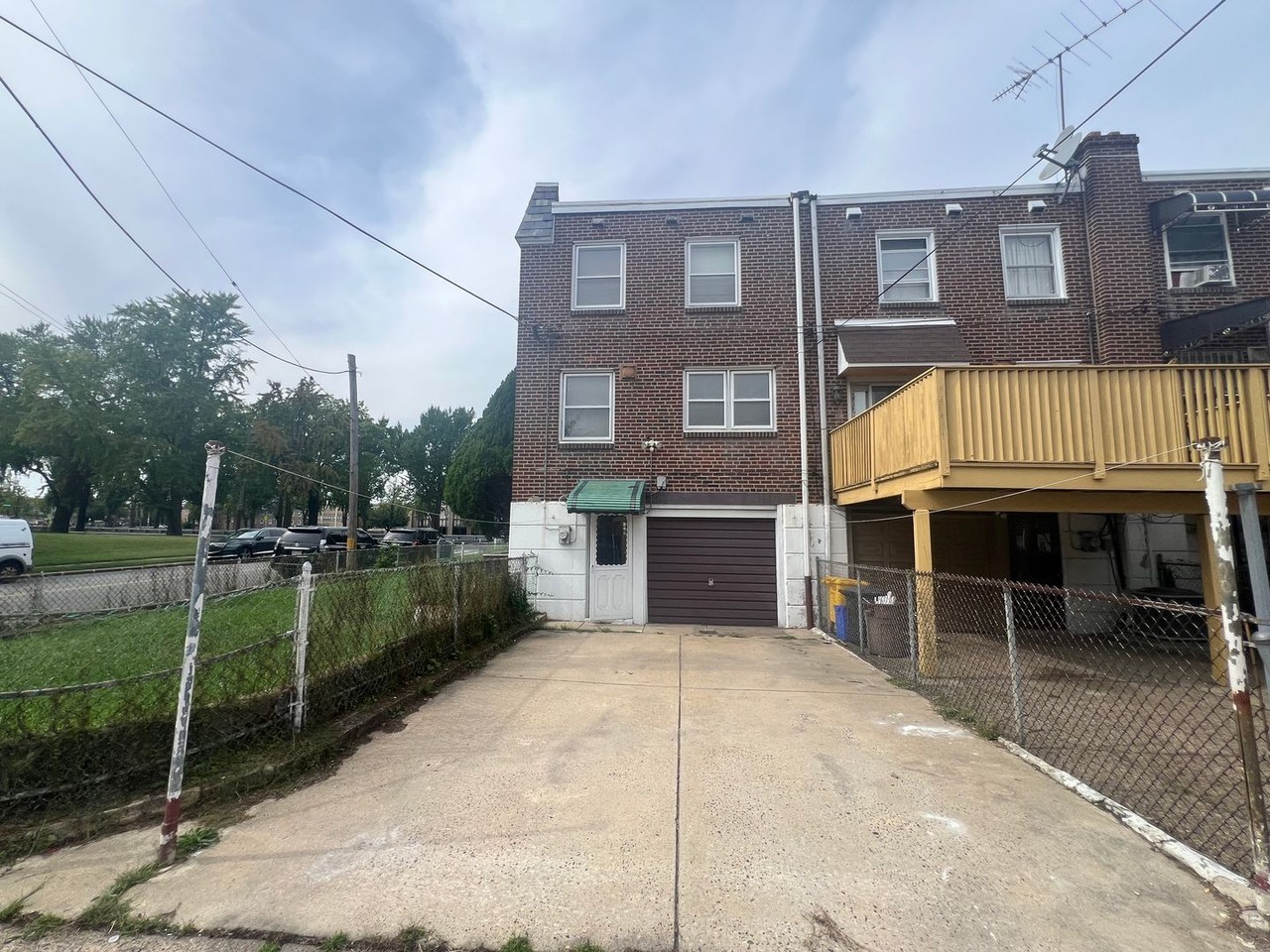 6801 Roosevelt Blvd - Photo 2 of 21