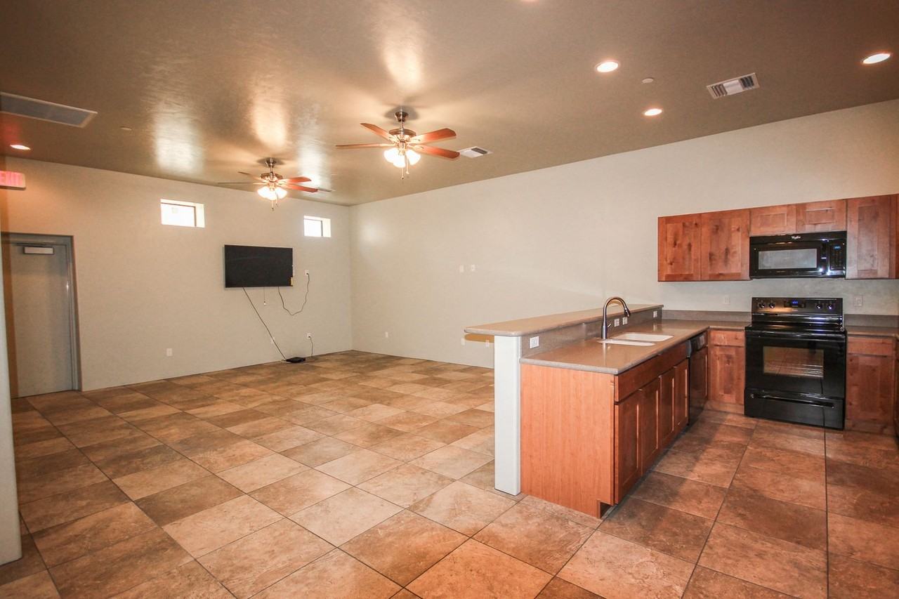 1724 1724 & 1730 N. 1st Ave. - Photo 6 of 10