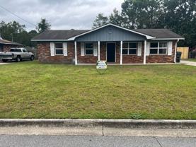 127 Deerwood Ct - Photo 1 of 1