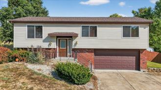 5698 Madlar Ln - Photo 1 of 1