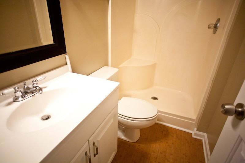 714 Martin Luther King Jr Blvd Apt B14 - Photo 7 of 9