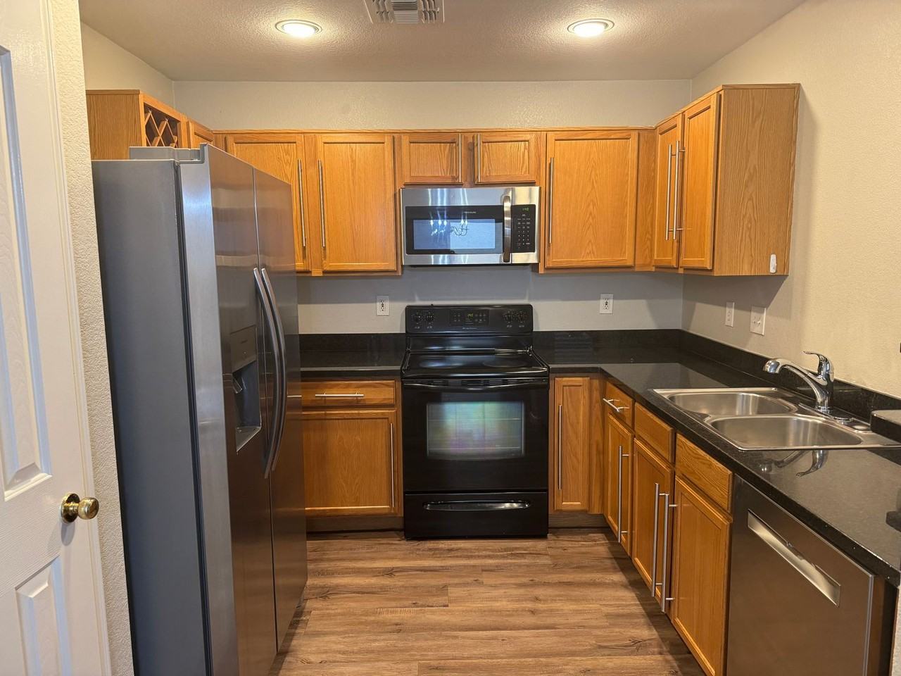 3942 E Jasper Dr - Photo 5 of 17