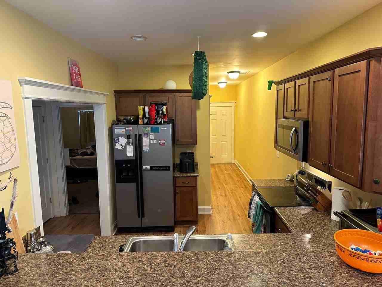 161 Jonas Ave - Photo 4 of 17