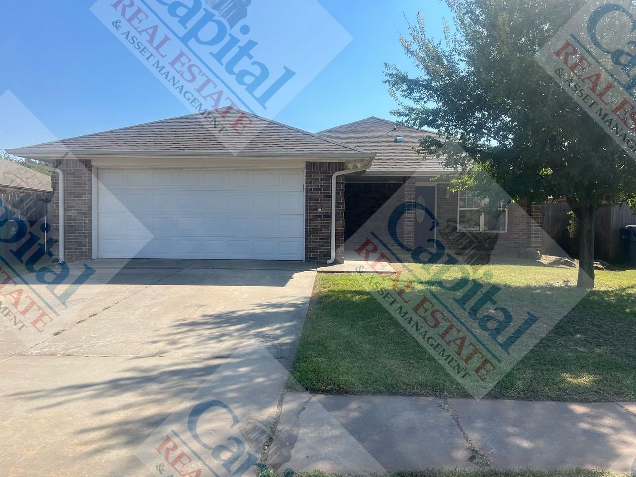 8820 Southwest 52nd Street - Photo 2 of 28