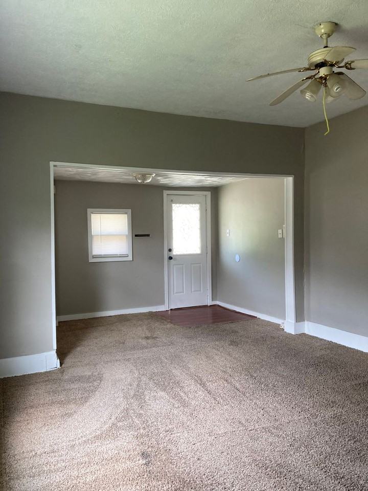 820 South Blaine Street - Photo 6 of 26