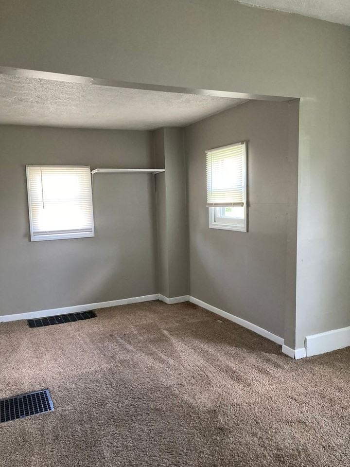 820 South Blaine Street - Photo 7 of 26