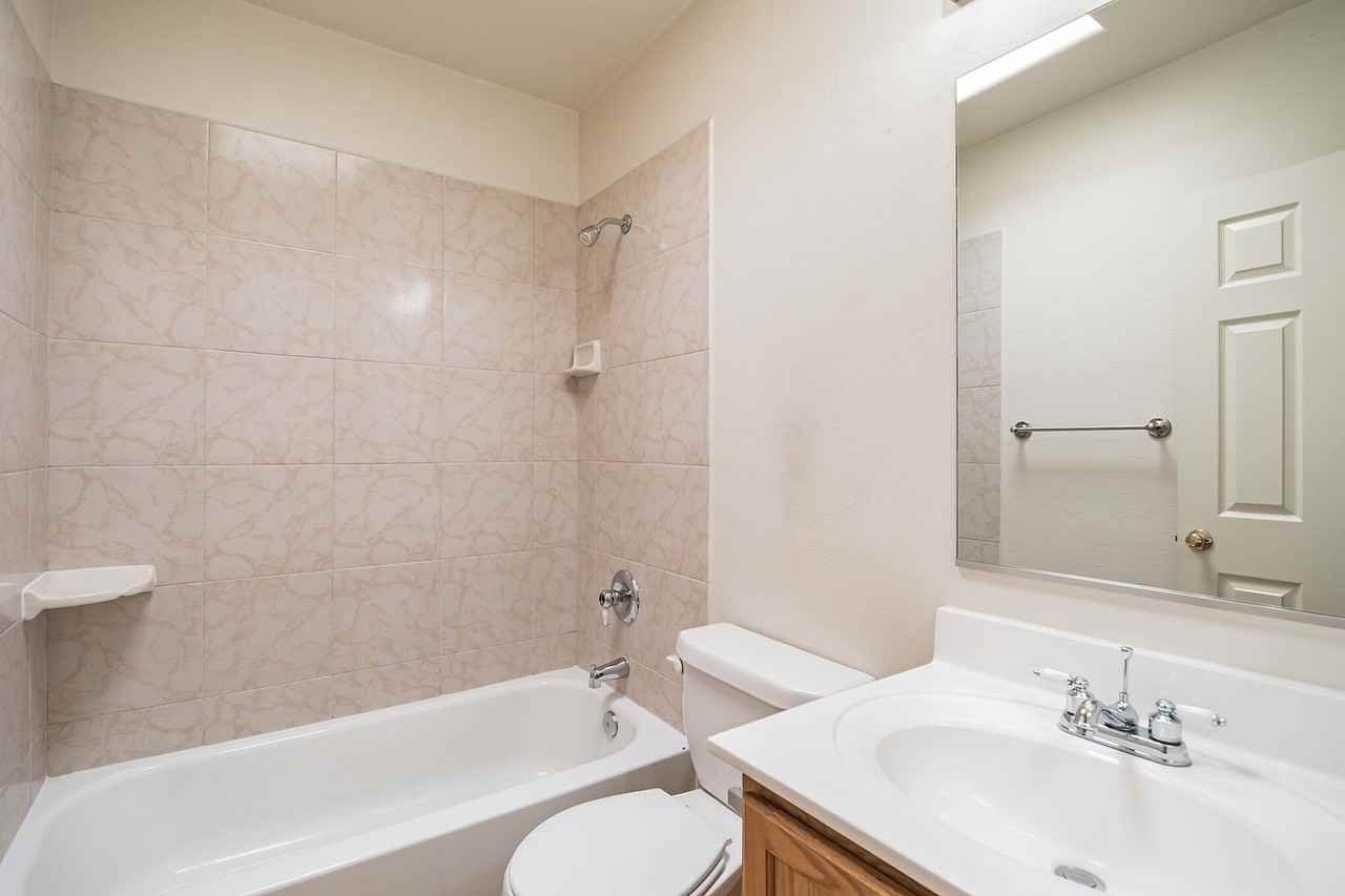 780 N Richey Blvd - Photo 6 of 24