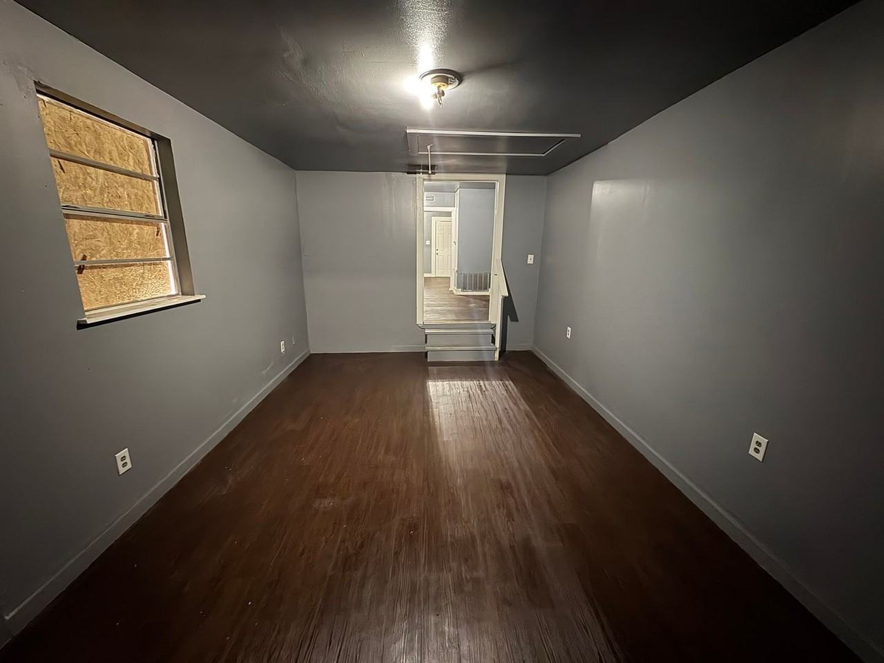 329 Edwards St - Photo 3 of 9