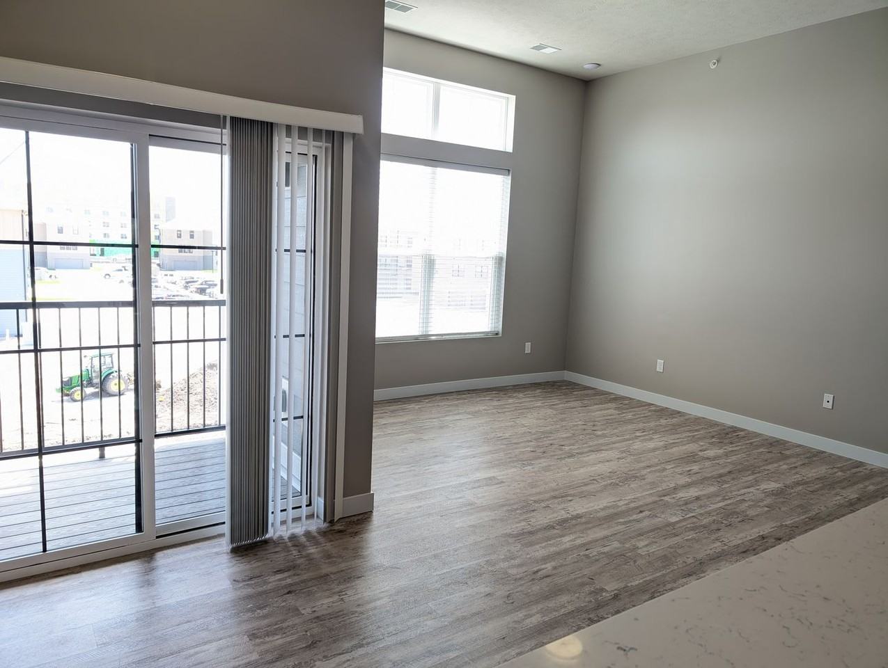 Elm 26 Apartments - Photo 7 of 44