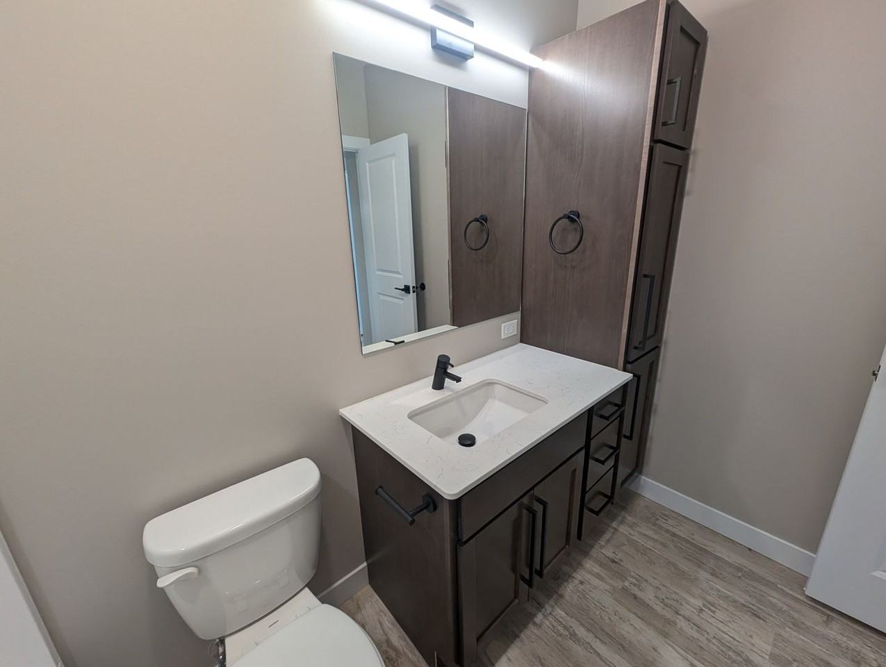 Elm 26 Apartments - Photo 7 of 28