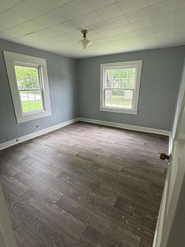 102 Rachel Ct - Photo 6 of 7