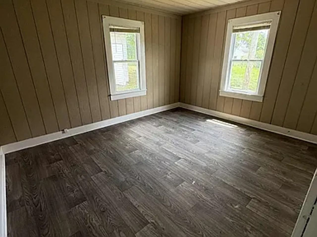 517 W Cherry St - Photo 6 of 10