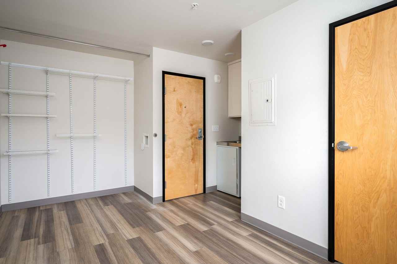 Enclave 54 - Photo 7 of 15